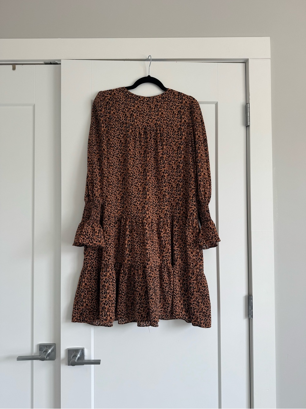 Tuckernuck Pomander Place Brown Leopard Kenzo Long Sleeve Tiered Mini Dress - Picture 5 of 8